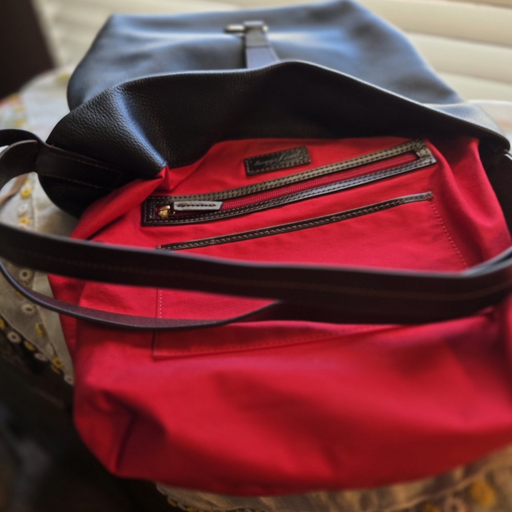 Dooney & Bourke Derby Florentine Black Pebbled Leather Hobo Bag - Picture 15 of 16